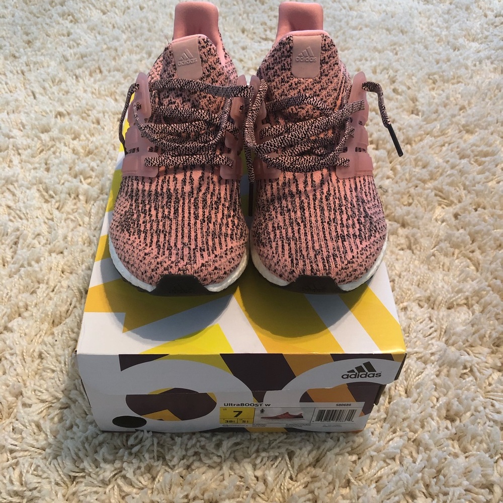 Adidas Ultraboost W Running Shoe Salmon Color
